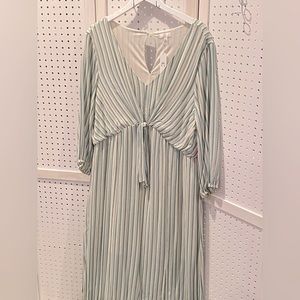Curve Seafoam striped maxi dress Size 2X